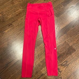 Lululemon wunder under size 4 red leggings with pockets